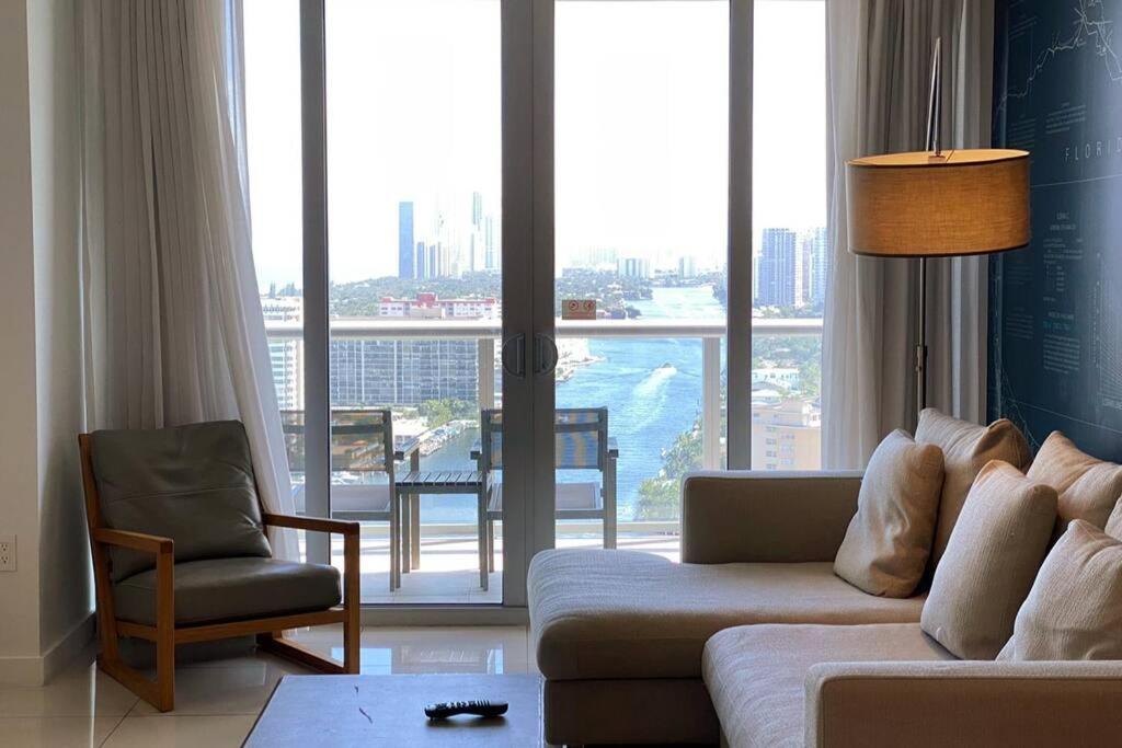 Amazing 1B-1B Apartment With Amazing View! 28A Hallandale Beach Luaran gambar